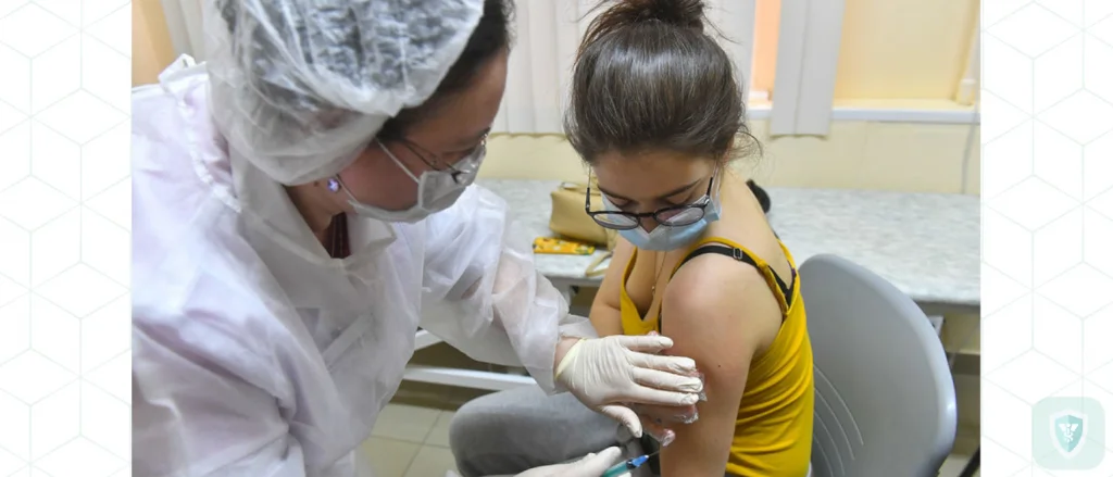 Как обстоит дело с алкоголем после вакцинации против covid? Сколько дней пить не стоит, советуют специалисты